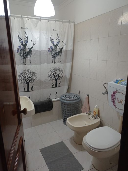 T0+2 arrendado perto estação Rinchoa