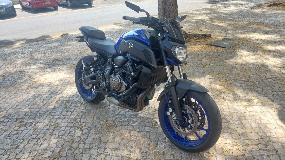 Mt 07  yamaha 2018
