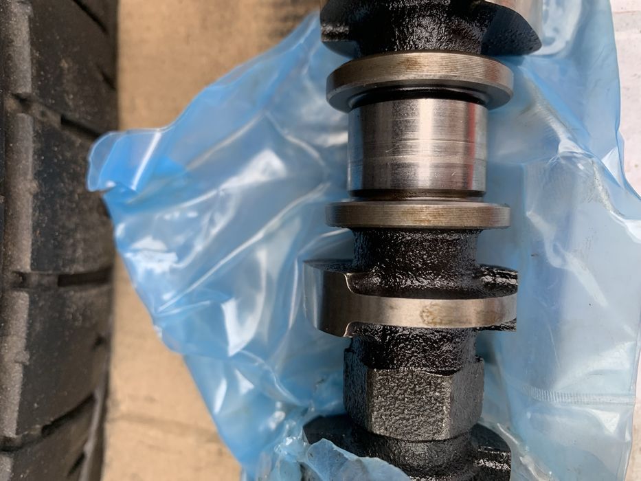 Продам распредвал логан 2