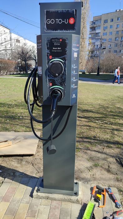 Електрик. Зарядні станції для авто. Підключення інверторів, генератор