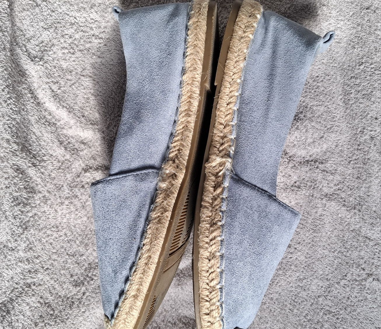 Błękitne espadryle