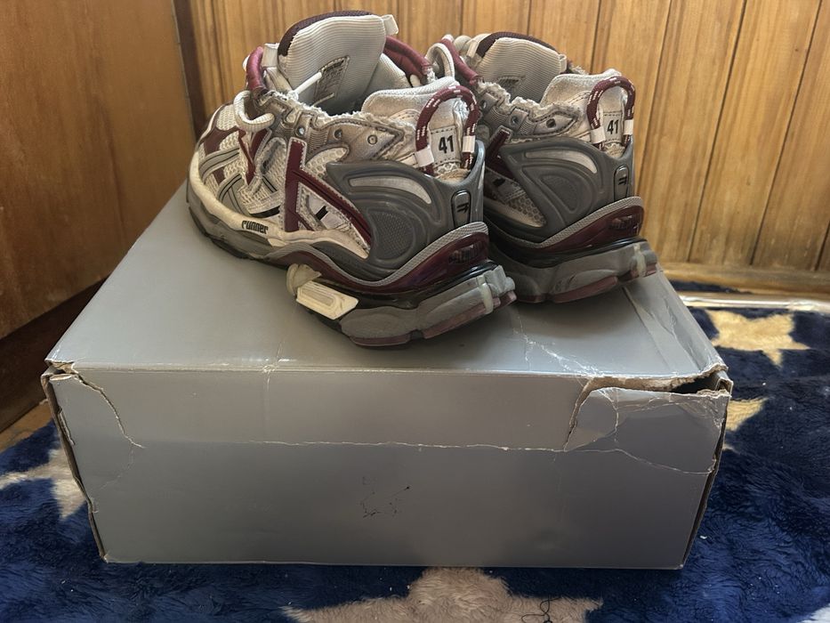 Кросівки Balenciaga runner в нормальному стані
