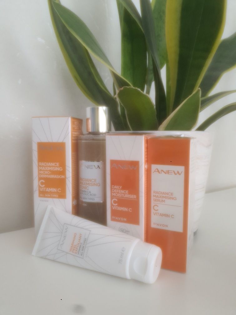AVON - Anew - zestaw kosmetyków z witaminą C