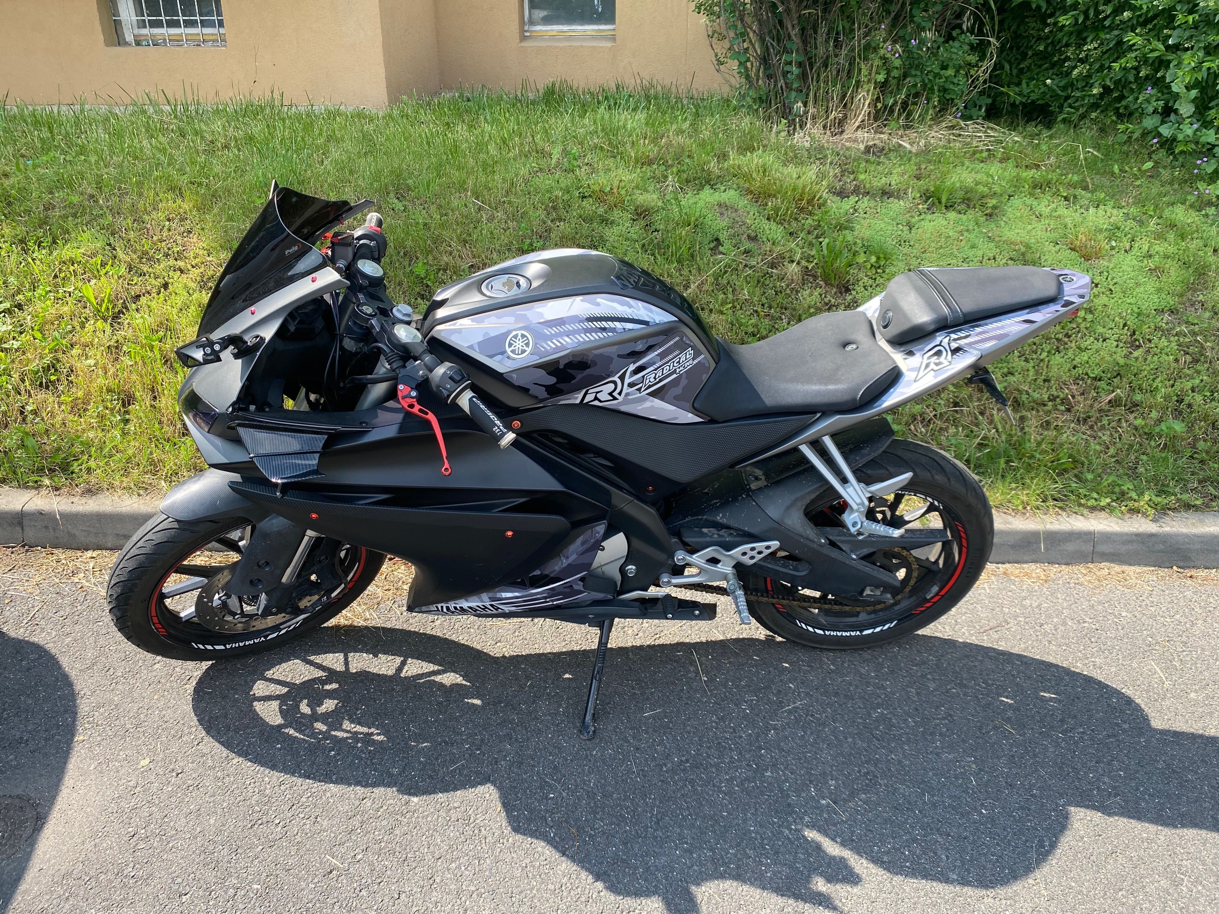 Motor Yamaha YZF-R125
