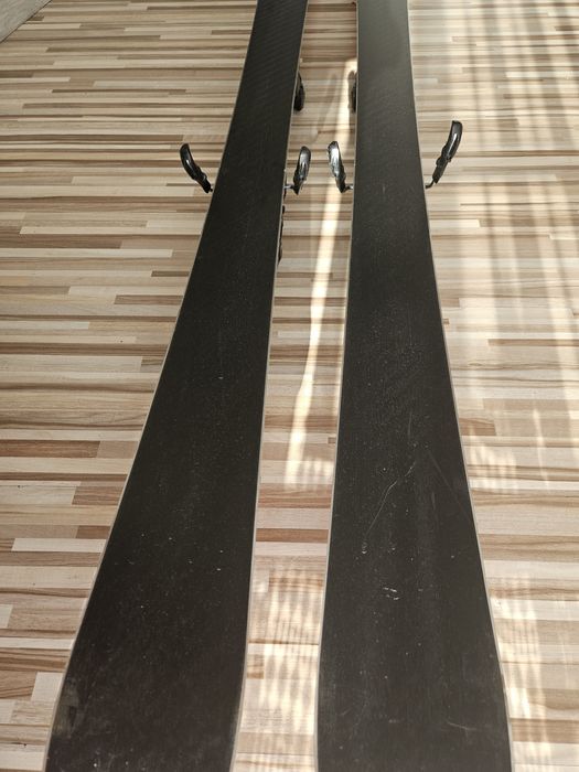 Narty Volkl Racetiger SRC 158 cm 2024 rok