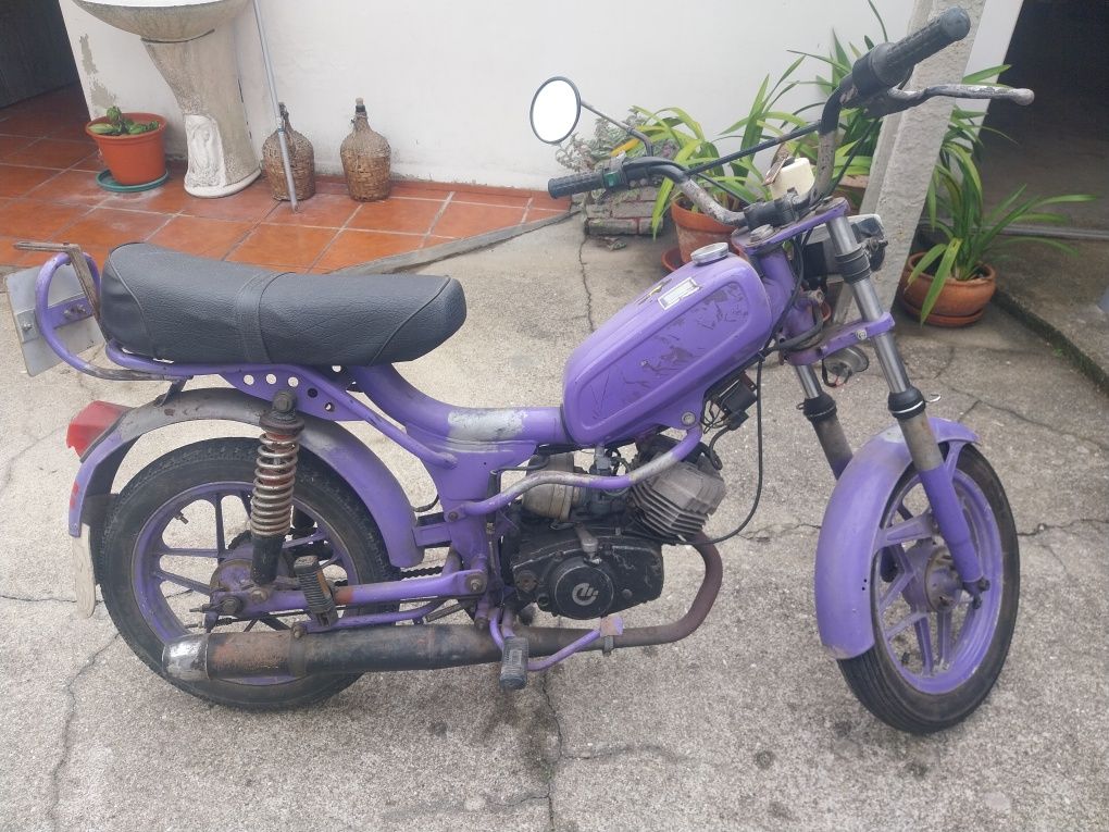 Moto Casal - 50cc Clássica
Mota Casal 2 – 50cc Clássica