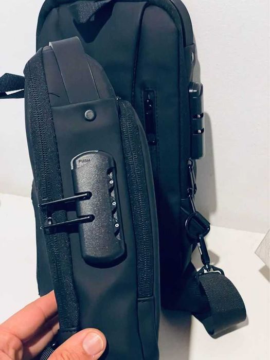 Bolsa de Ombro Multifuncional Anti-Roubo, USB