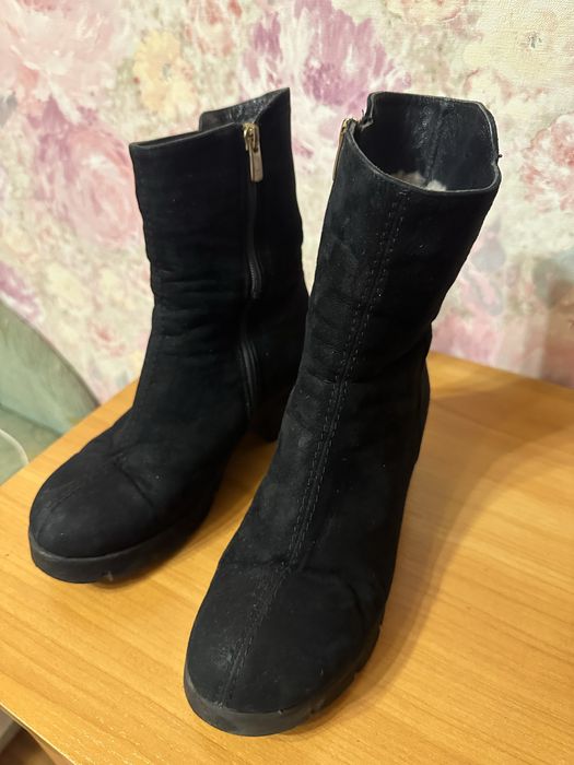 Зимові ботинки жіночі