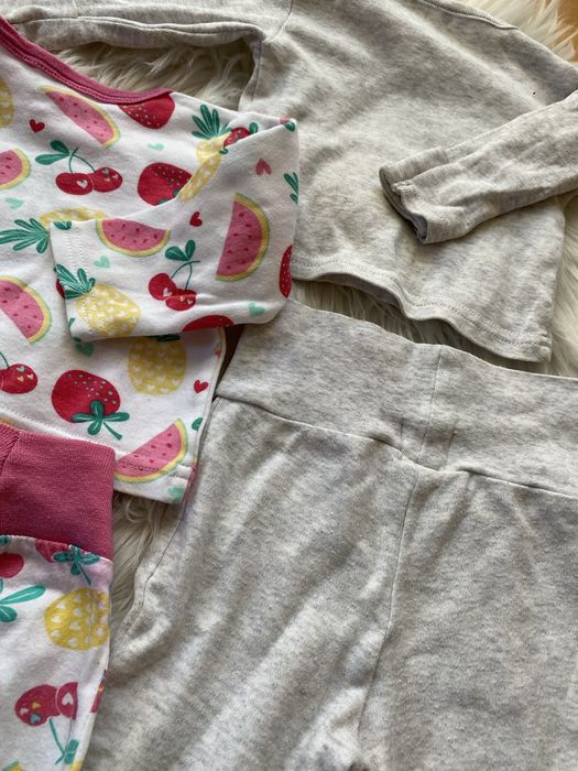 Komplet niemowlęcy zestaw kaftanik i spodnie