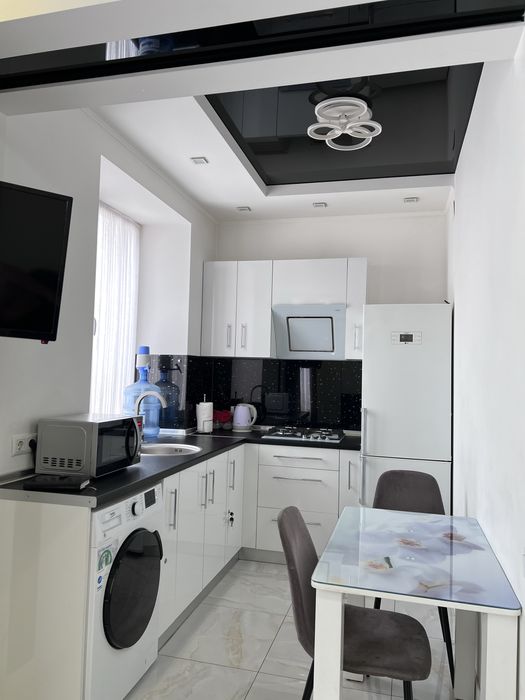 БЕЗ ОТКЛЮЧЕНИЙ СВЕТА. Посуточно, почасово. Центр