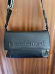 Mala “Desigual”