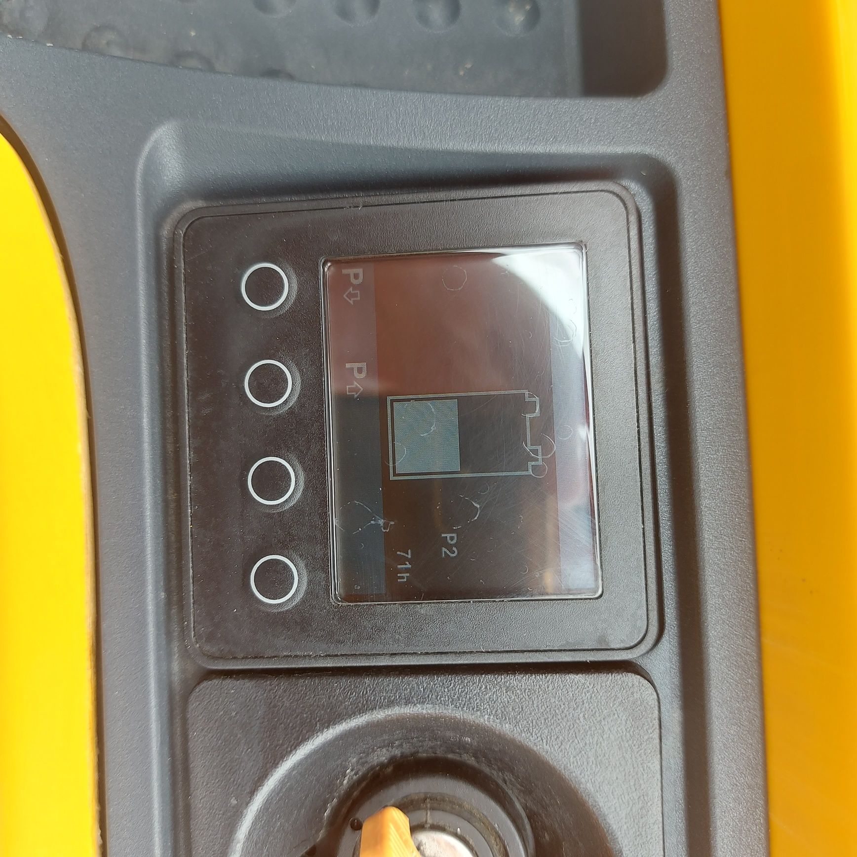 Paleciak elektryczny Jungheinrich