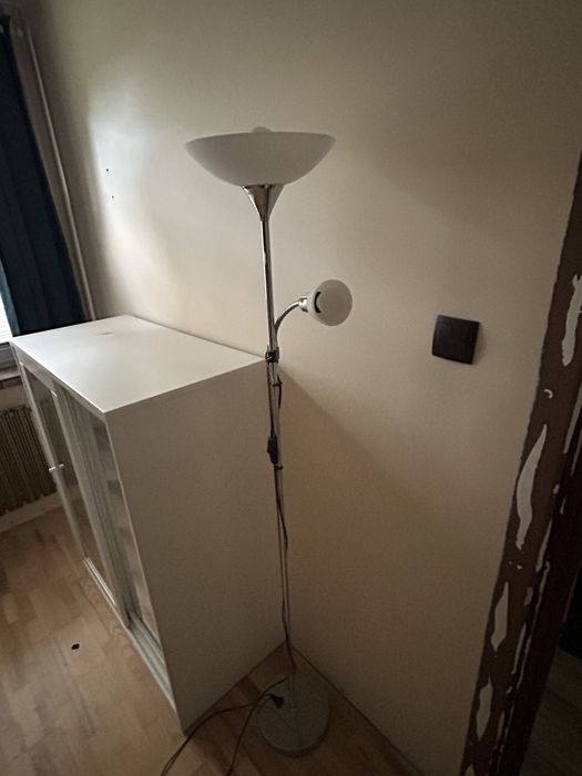 Lampa podłogowa z lampką do czytania Basic srebrna