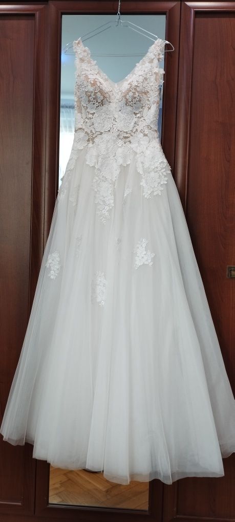 Pięknie suknia ślubna