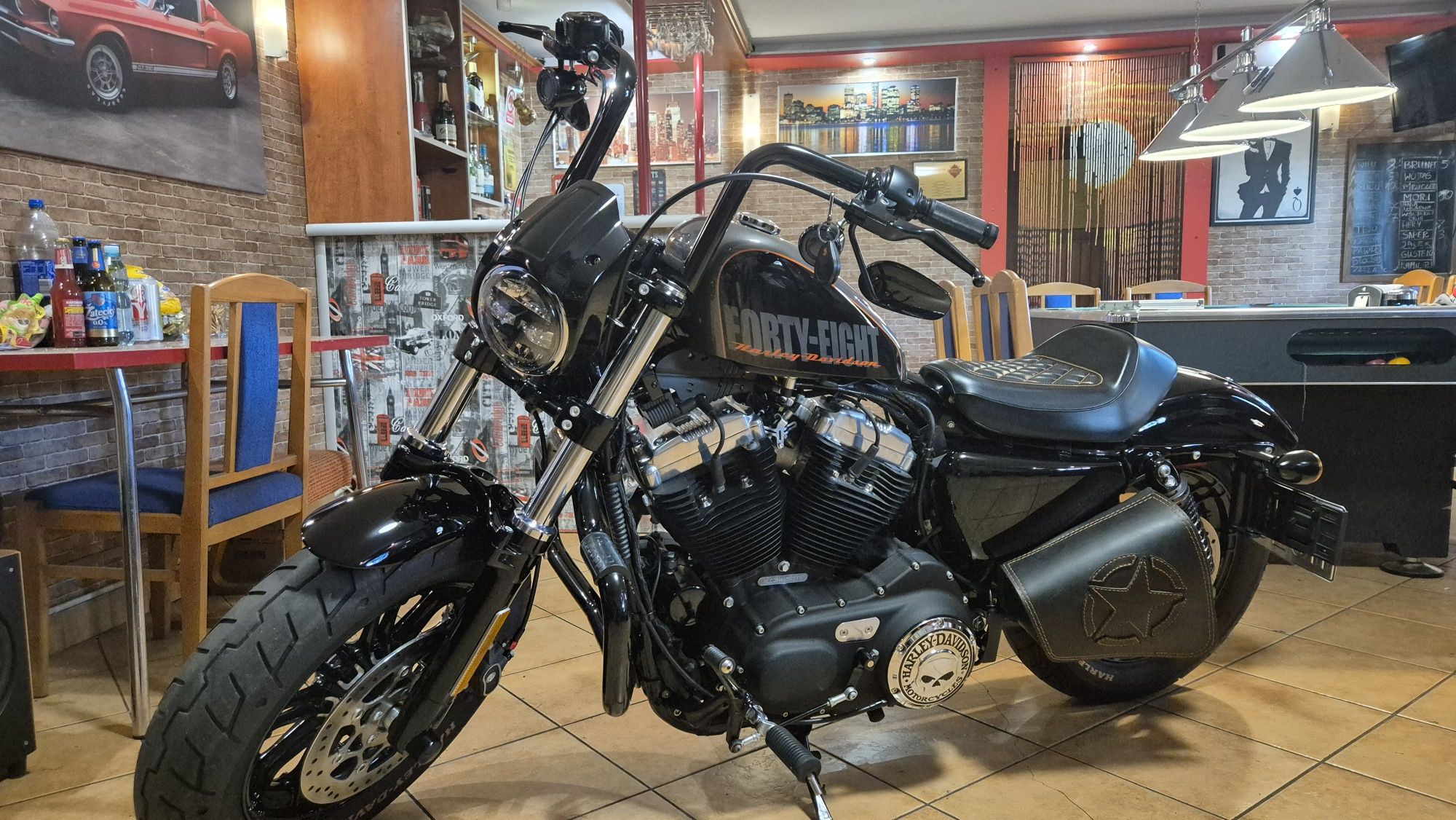 Harley Davidson Sportster 48 - Forty-Eight