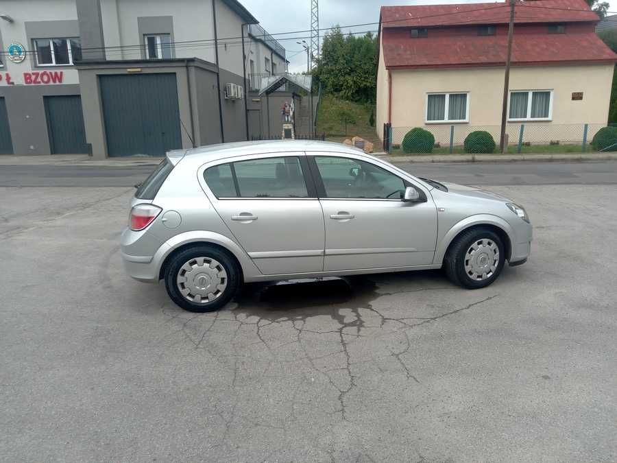Ładna Astra ! 1.6 !