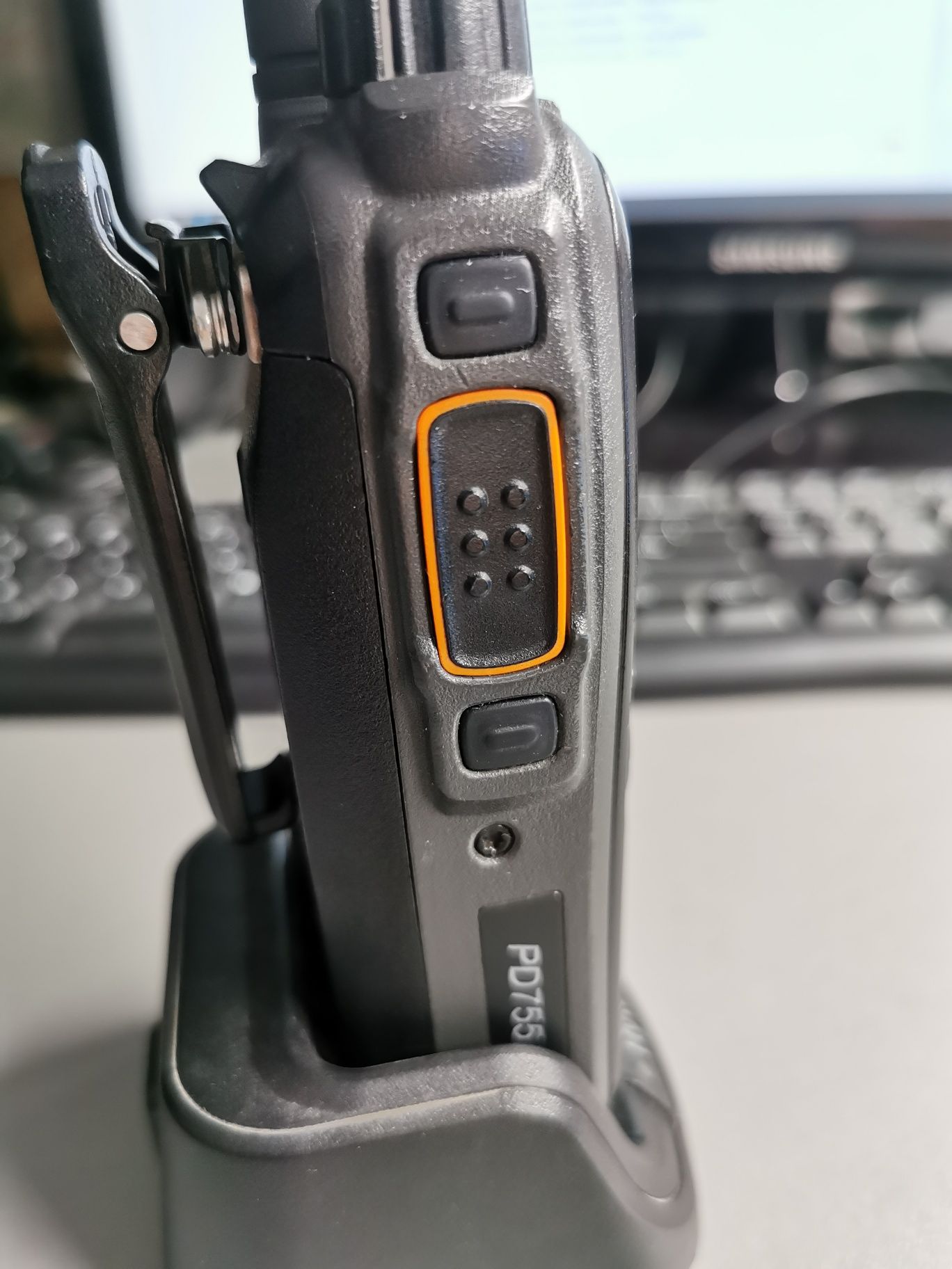 Profesjonalna Hytera PD755 radiostacja ręczna VHF DMR i analog