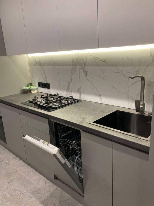 Чорновола. Панорама Де Люкс. Озеро