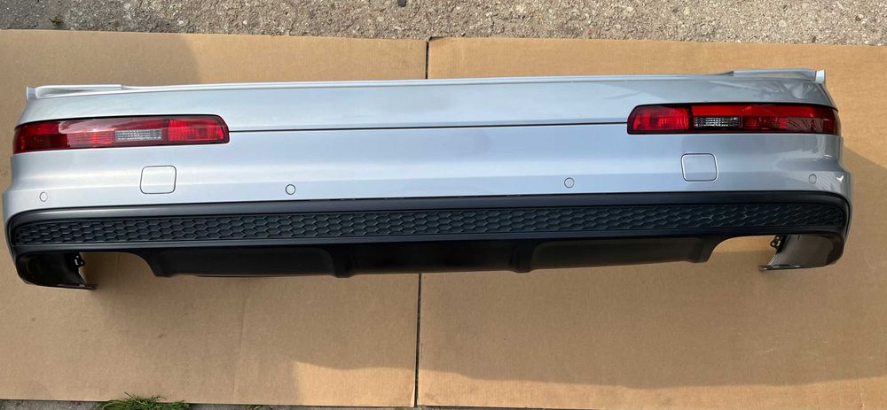 AUDI Q7 4M Бампер задній S-Line