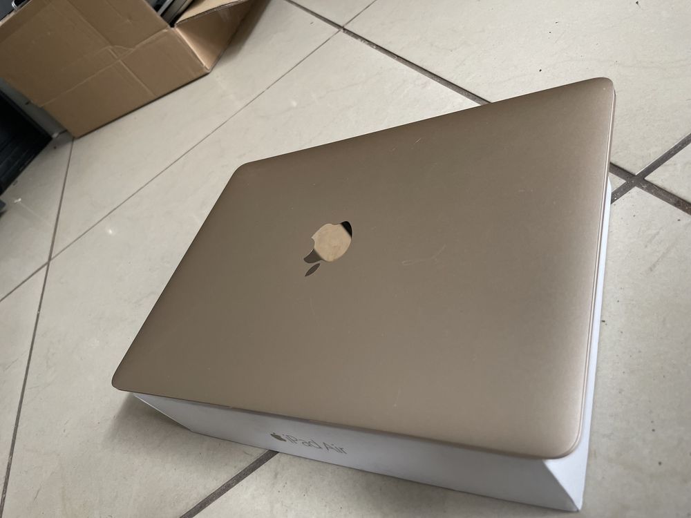 APPLE Macbook Air A1534 12" M/8GB/256GB SSD/macOS Gold