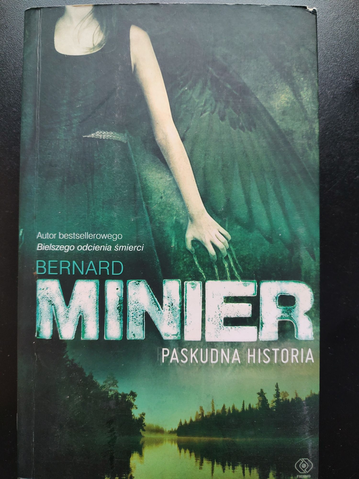 Książka Paskudna Historia Bernard Minier