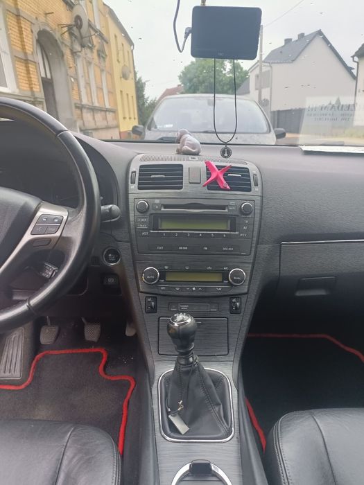 Toyota Avensis T 27