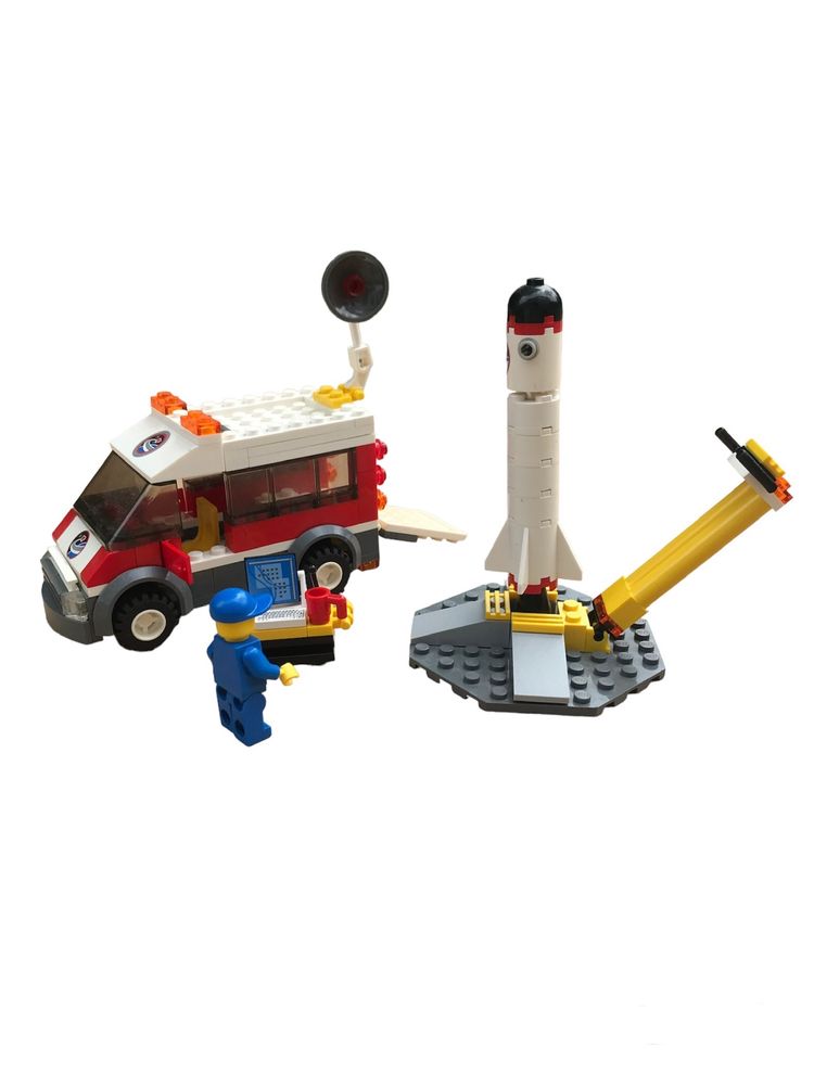 LEGO 3366 City - Wyrzutnia satelitów.