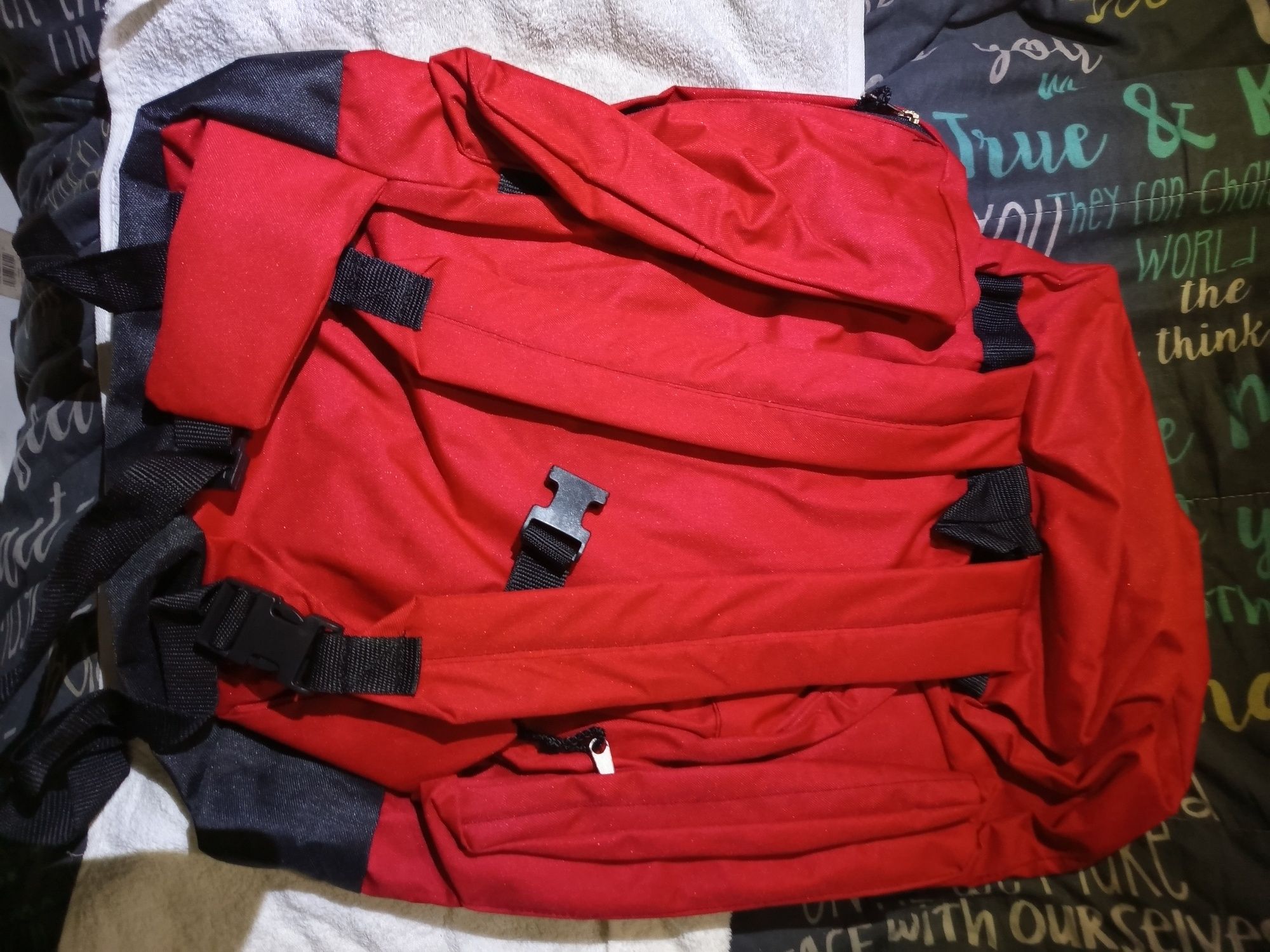 Mochila(s) da Coca Cola e da Dunlop.