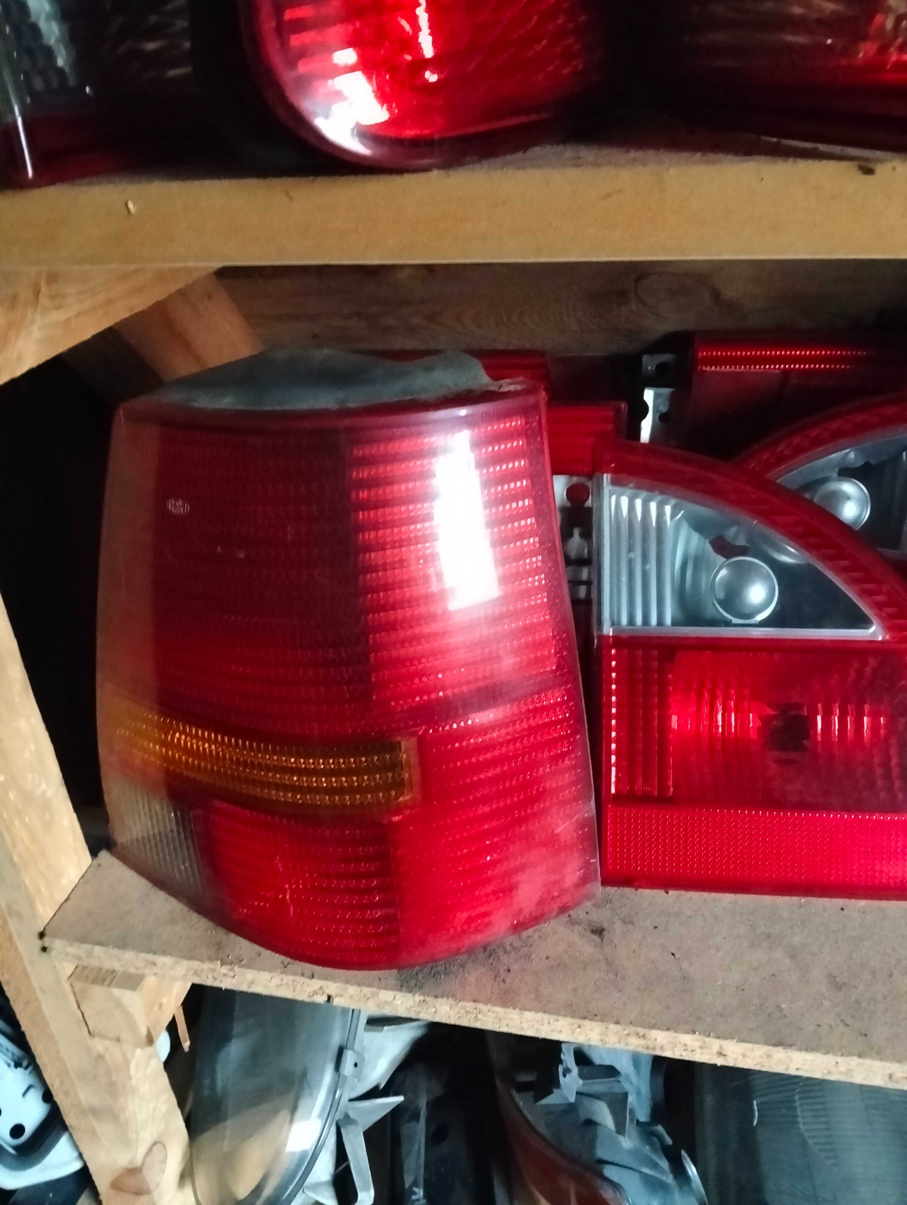 VW Golf IV Bora Octavia I Seat Lampa Tył