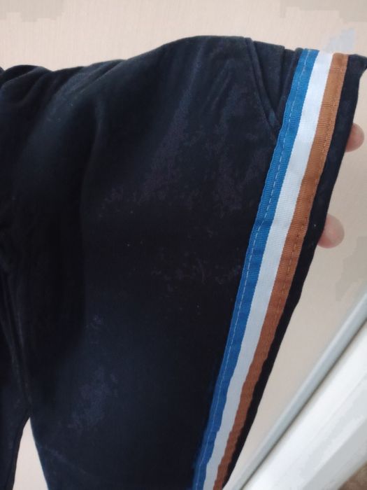 Joggersy lampasy spodnie joggery chłopiece 128