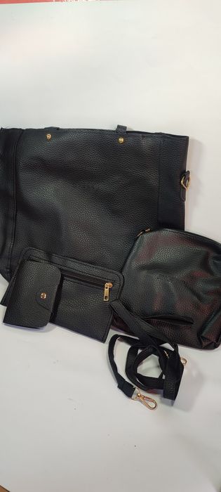 Набір жіночих сумок