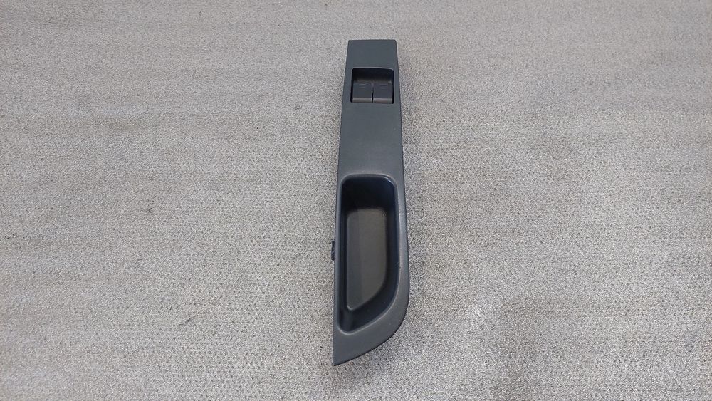 Comando / botão / interruptor vidros frente esquerdo NISSAN Micra III