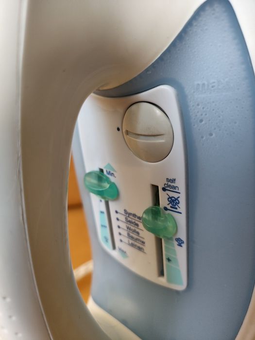 Żelazko parowe Tefal