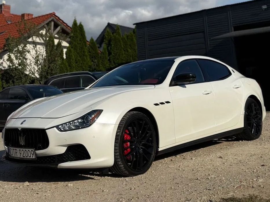 Maserati Ghibli Ghibli SQ4 zadbane i garażowane