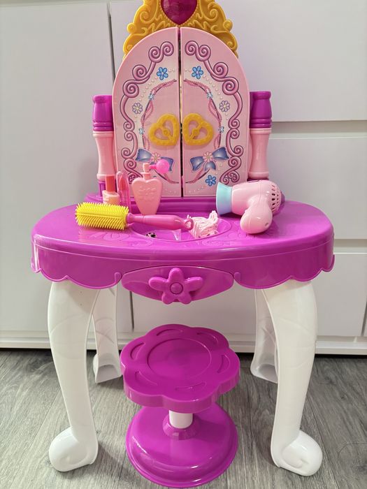 Продам дитяче трюмо