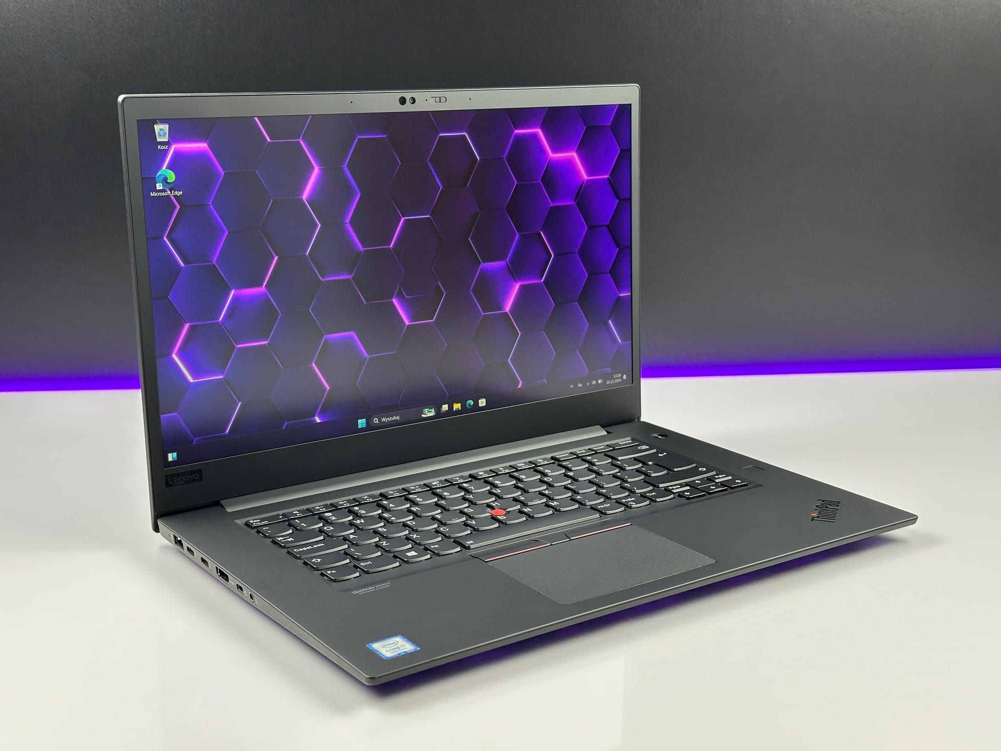 Laptop Lenovo ThinkPad P1 Gen 2 | i7-9750H / FHD / T1000 / 16GB /512GB