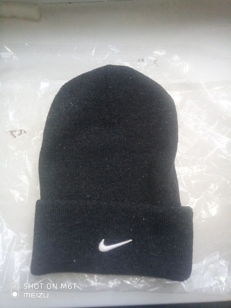Шапка Nike Sportwear Fisherman Beanie оригинал.