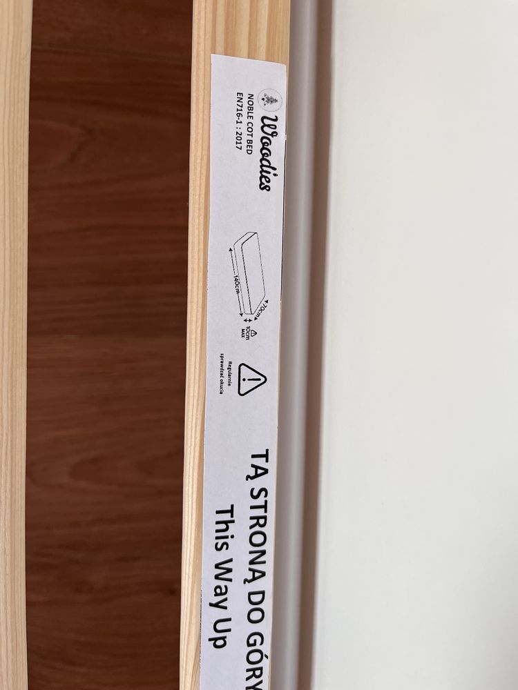 Łózko dzieciece drewniane + materac