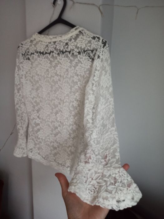 Camisola de renda nova