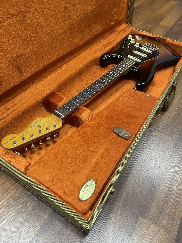 Електрогітара Fender Stratocaster SRV USA (1800$)