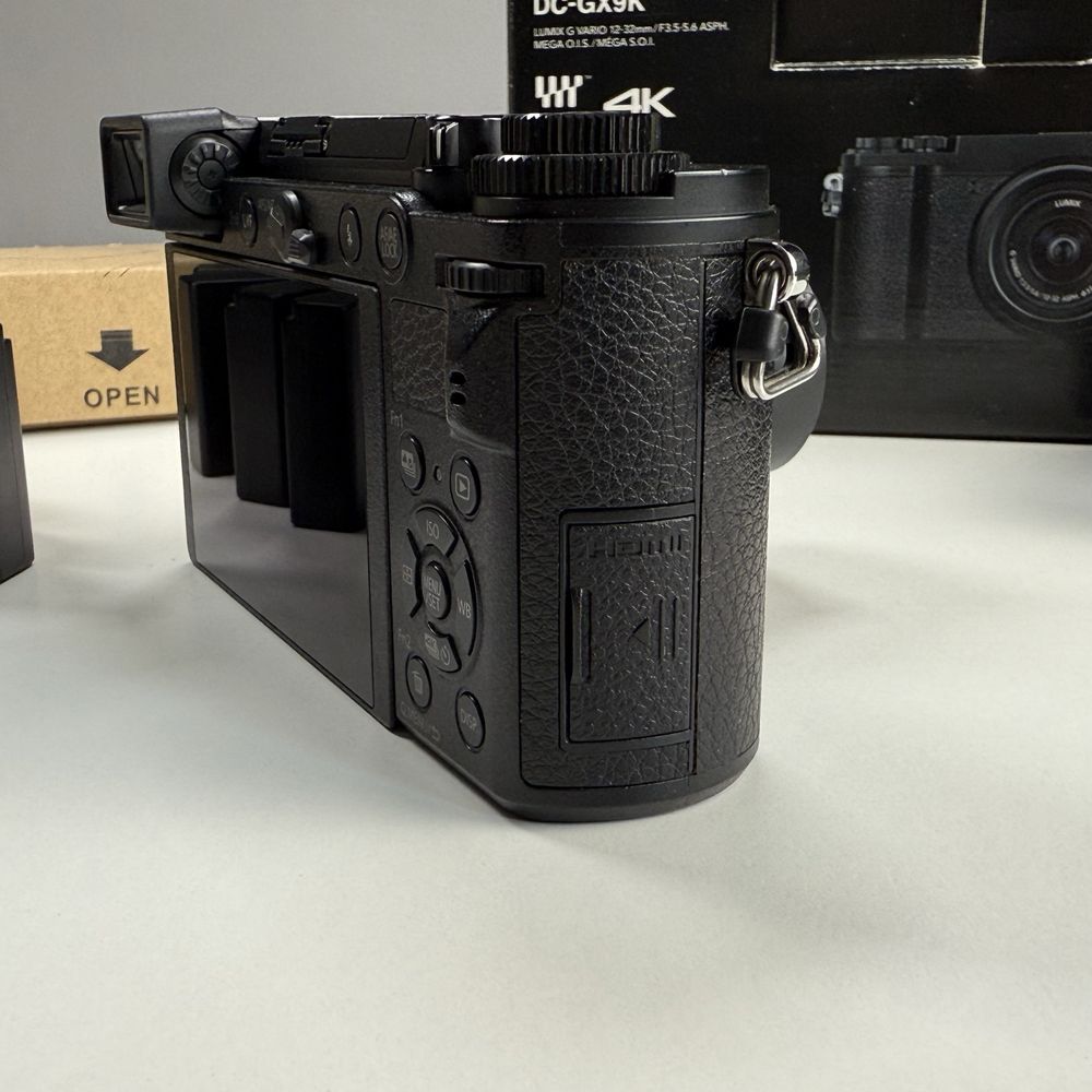 Фотокамера Panasonic Lumix DC-GX9 Kit 12-32mm