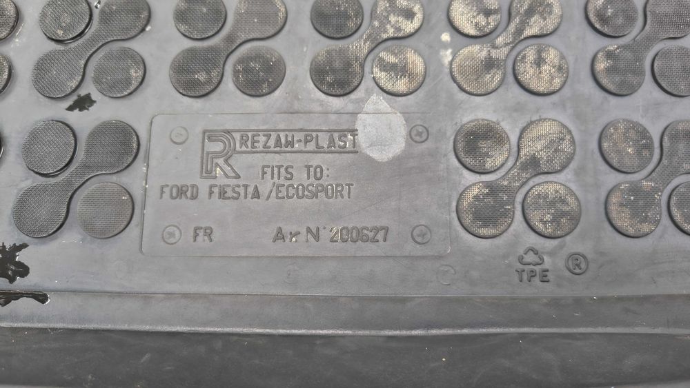 Dywaniki samochodowe Ford Fiesta