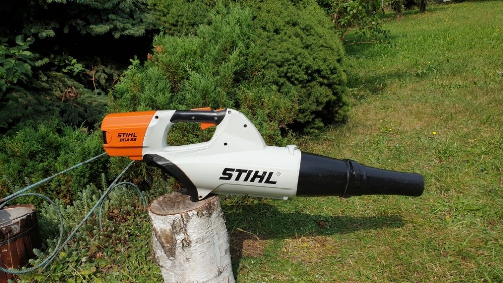 Dmuchawa do liści i śniegu STIHL BGA 85