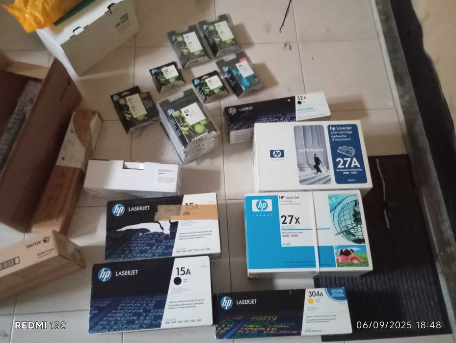 Tinteiros variados bom preço quase dados