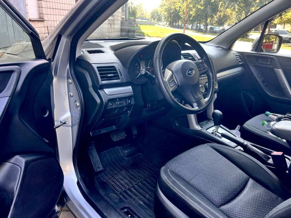 Субару форестер в отличном состоянии