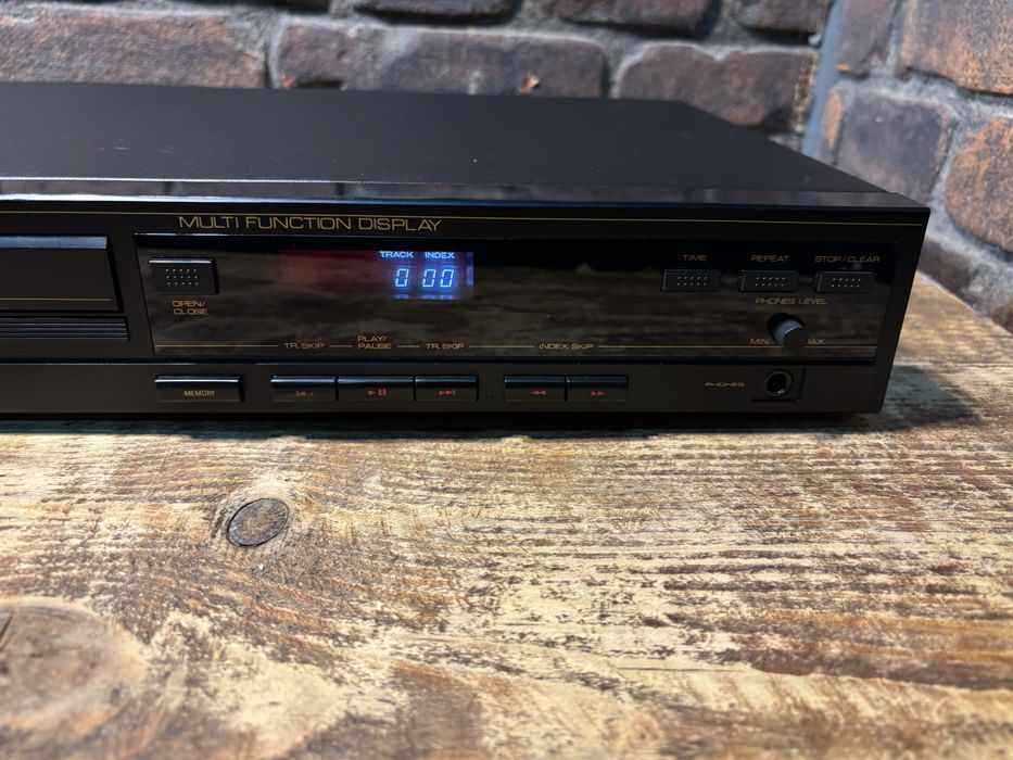 Odtwarzacz CD Weltstar CD 2020