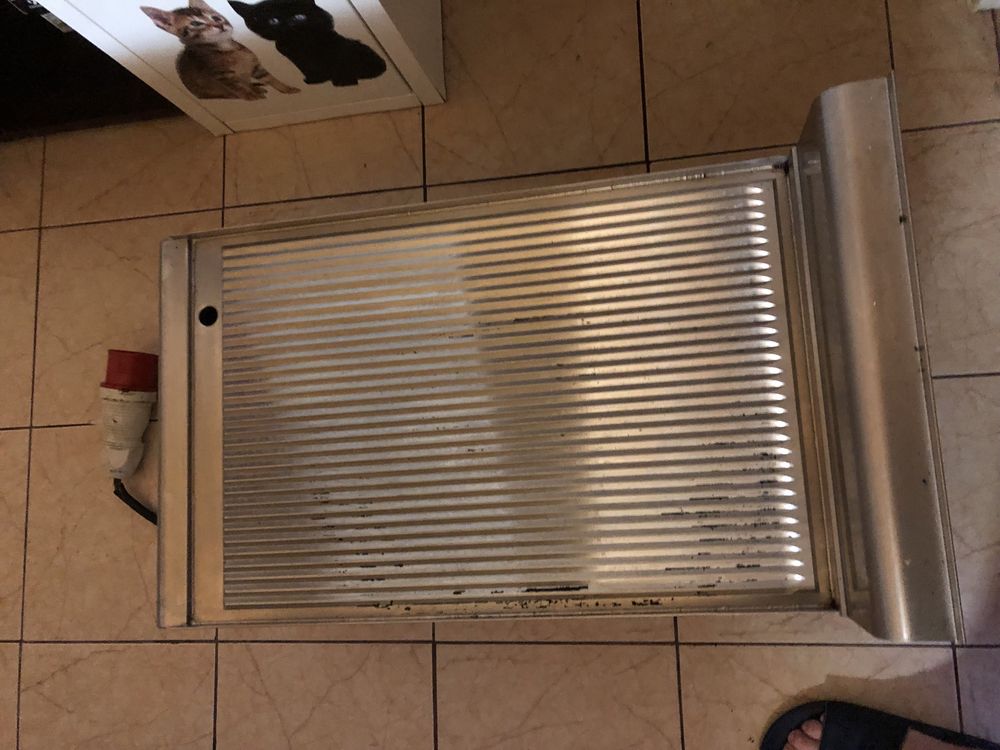 Plyta grillowa kromet PBE-400  elektryczna