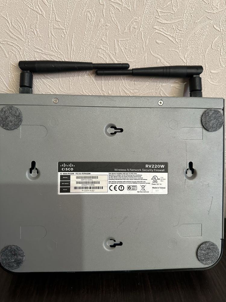 Продам cisco rv220w