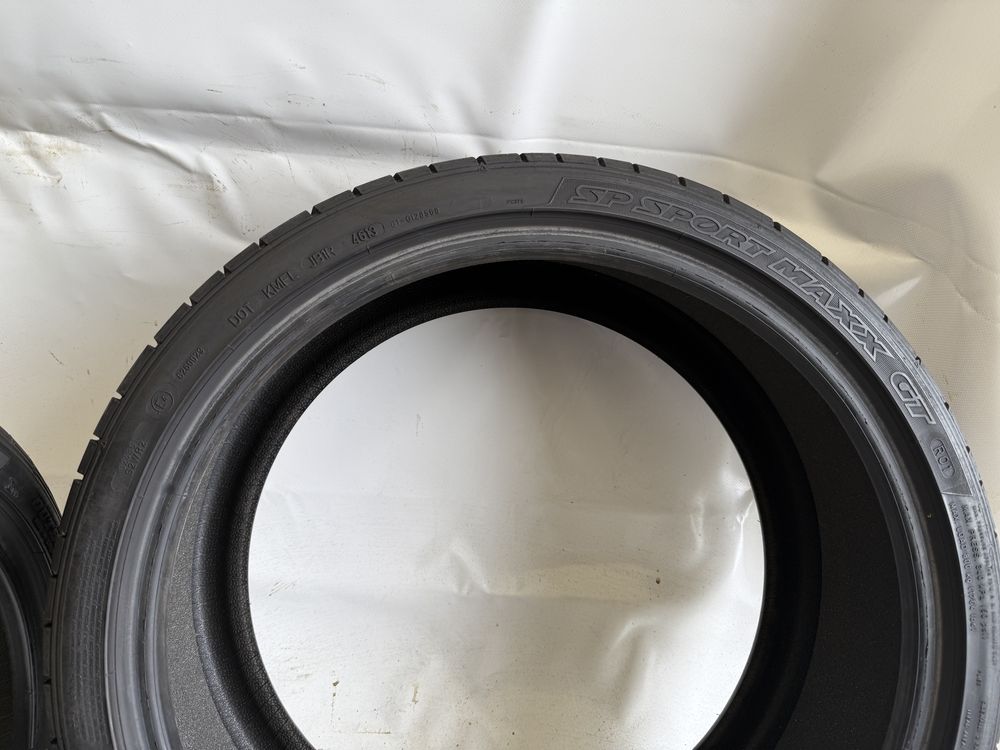 285/30/21 Dunlop SP Sport Maxx GT R01 100Y