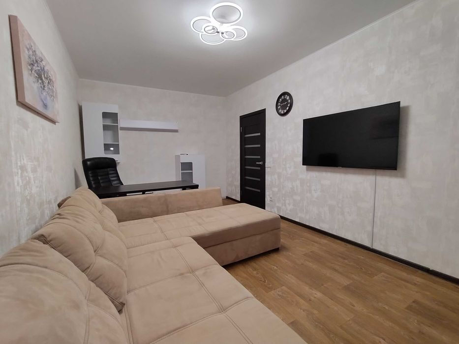 Метро Дорогожичі, Бакинська 37Г. 2к квартира!